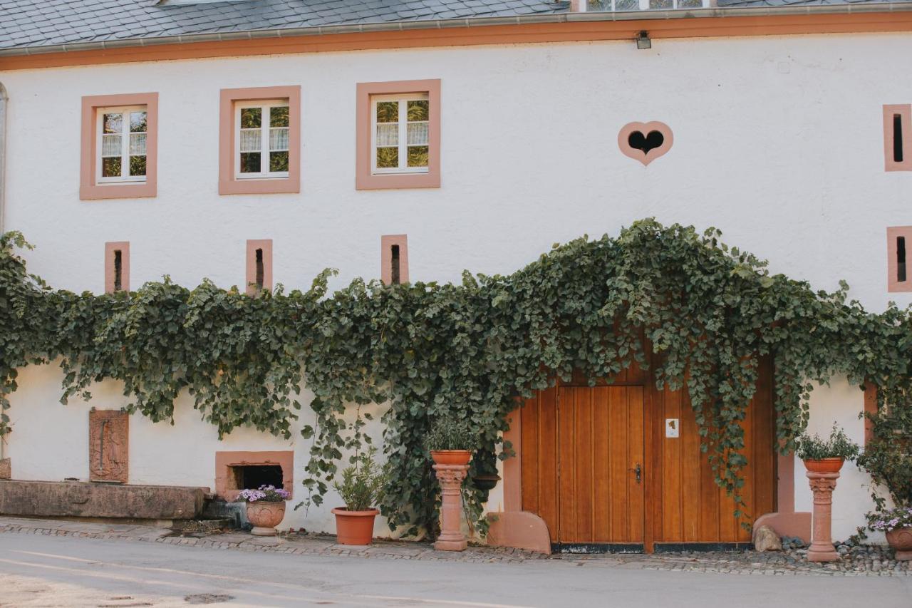 Hotel Und Weingut Karlsmuehle
