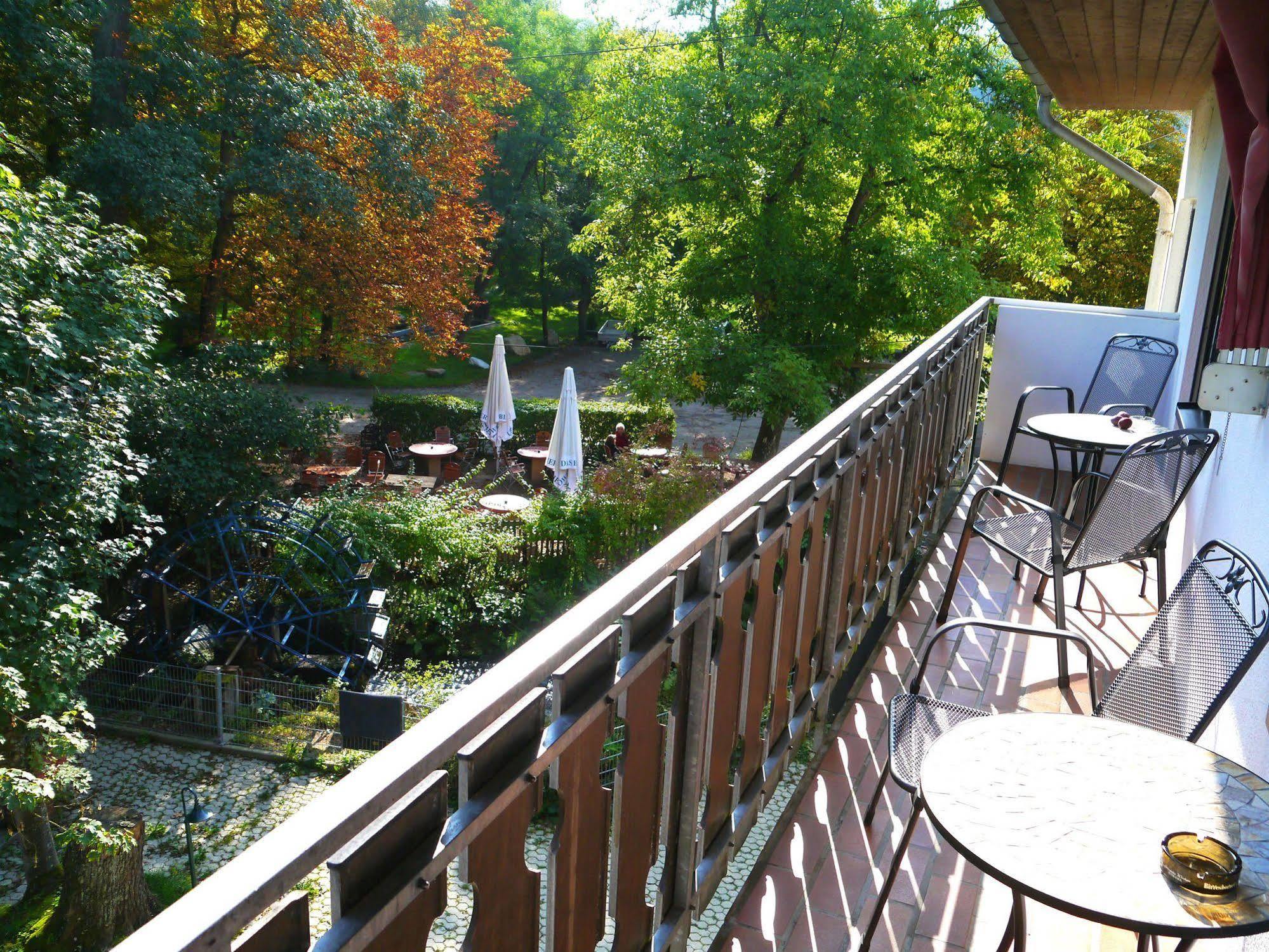 Hotel Und Weingut Karlsmuehle 3*