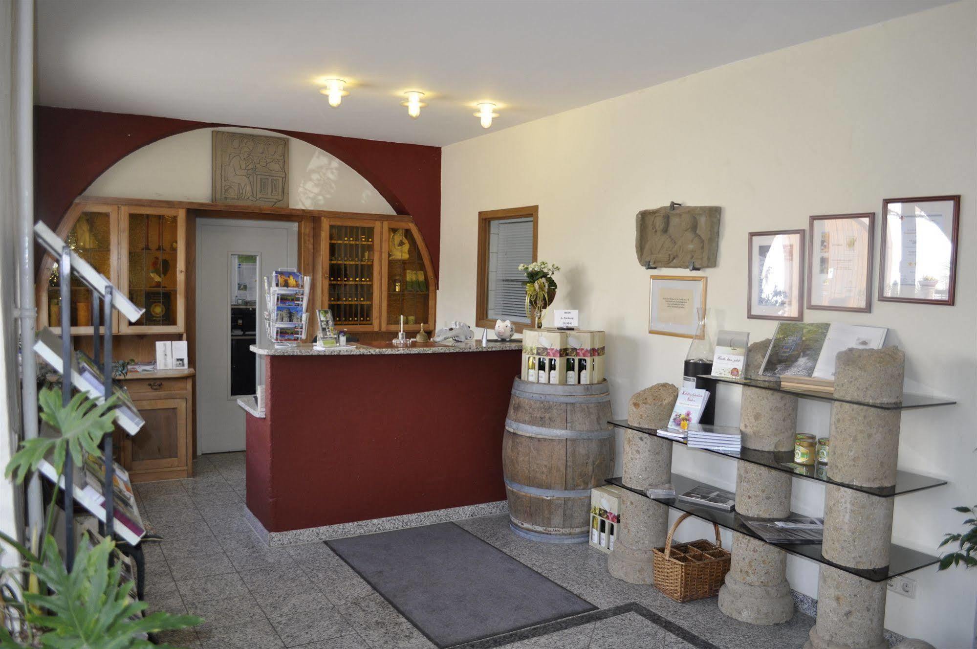 Hotel Und Weingut Karlsmuehle 3*
